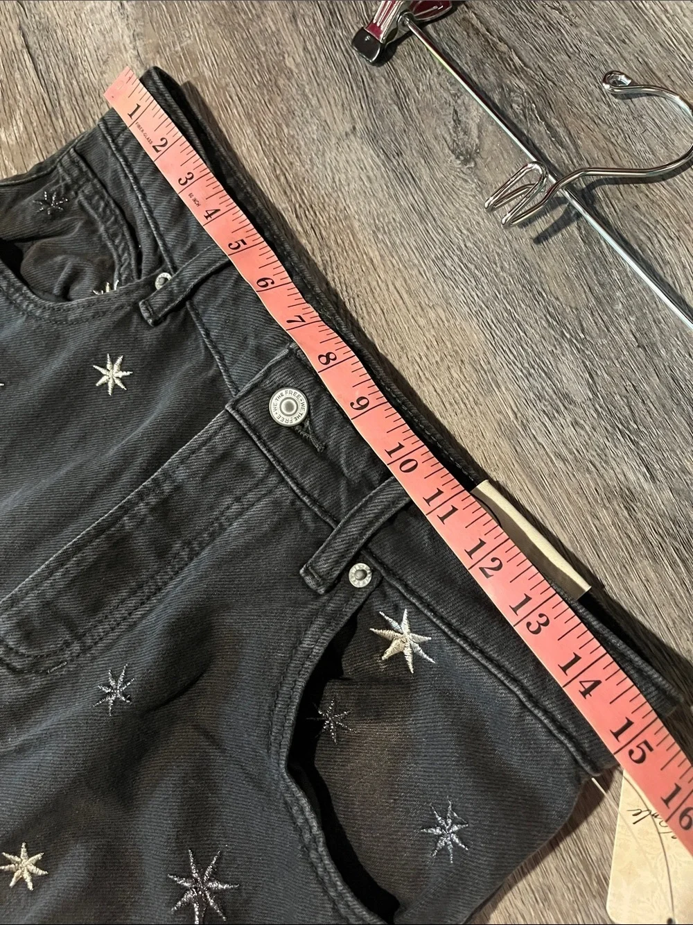 FREE PEOPLE NWT Deep Trance Shine Embroidered Boyfriend Jean / Starry Combo